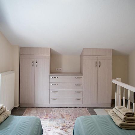 Villa Serafima Nikíti Kültér fotó